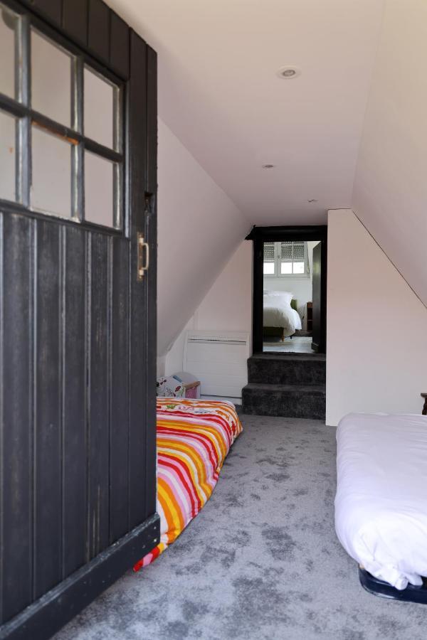 Letabli Hotell Ennetieres-en-Weppes Exteriör bild